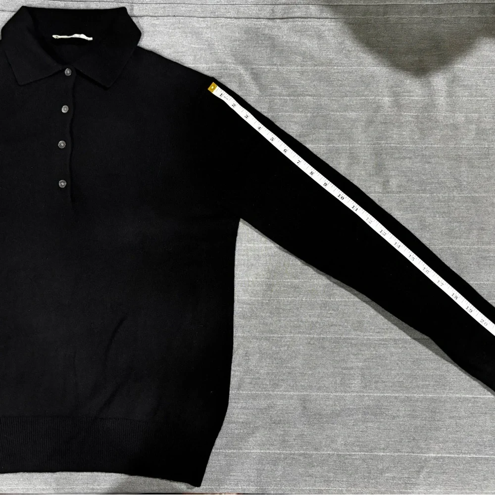 Everlane Women’s Cashmere Black Polo Sweater size M - Picture 4 of 6